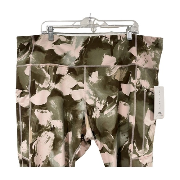 NWT Athleta Green Ultimate Stash II Capri Yoga Tights Leggings Size 3X - Picture 3 of 10